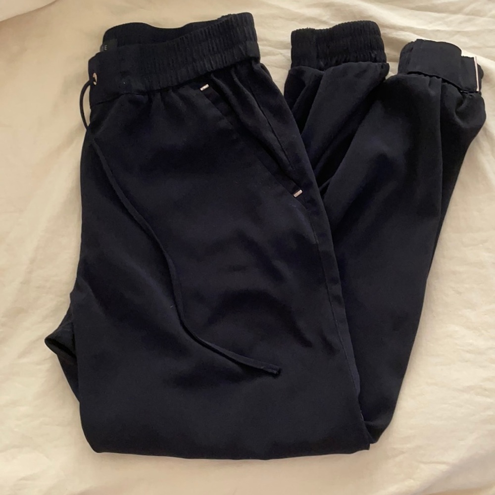 Dynamite jogger medium